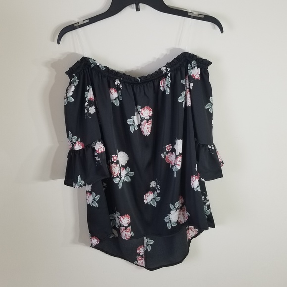 Off Shoulder Top - Picture 6 of 6